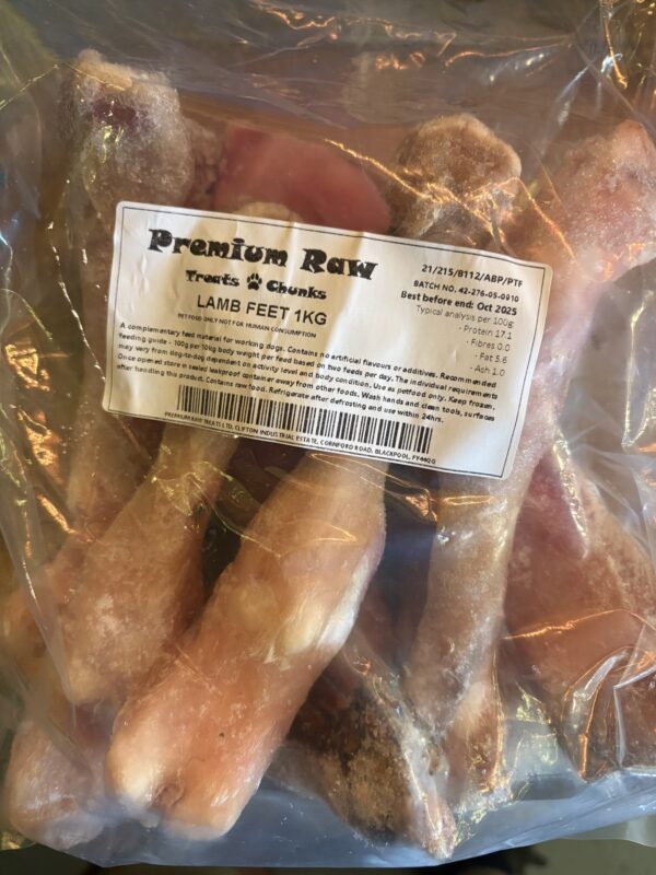 Raw Lambs Trotters 1kg
